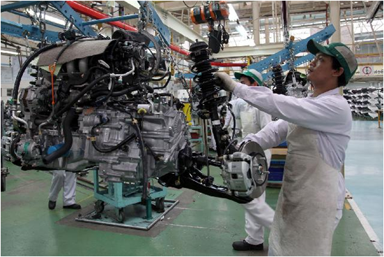 อุตสาหกรรมชิ้นส่วนยานยนต์ ลงทุนเครื่องจักรใหม่ ปี 2558