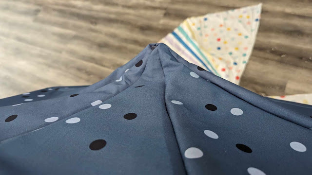 Recovering an umbrella with new fabric