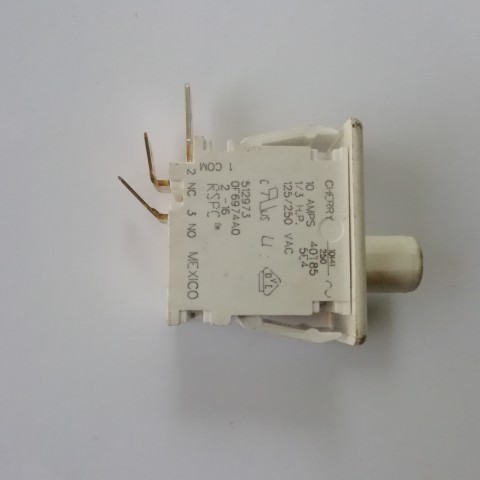 Push Button Switch
