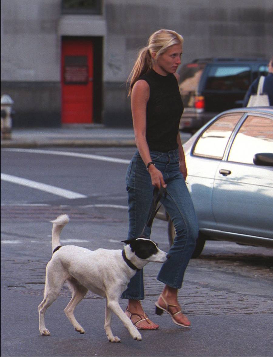 The black mock neck tank. | Carolyn Bessette Kennedy | fashion, style, icon, inspiration, 90s, vintage, minimalism, chic style, casual, sandals, summer, basics | Allegory of Vanity.jpg