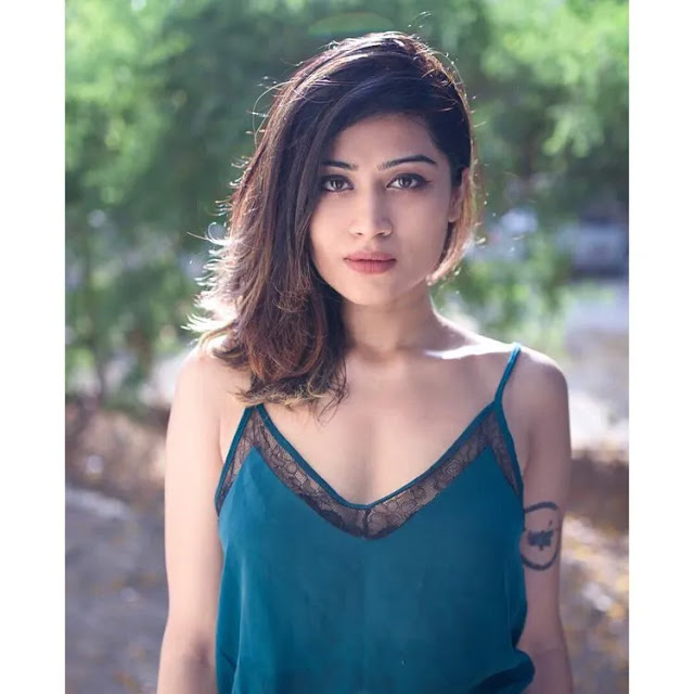 Donna Munshi Wiki, Bio, Age, Height, Web Series, Movies, Photos, and More