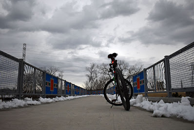 Bike on Lindale Trail