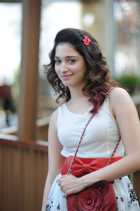 tamanna tamanna new spicy unseen pics