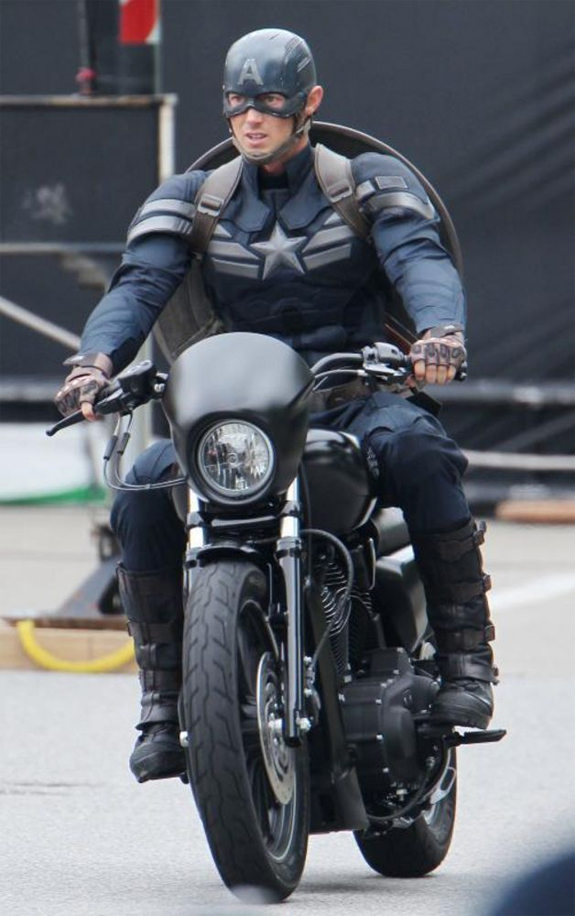 CELLULOID AND CIGARETTE BURNS: New CAPTAIN AMERICA: THE WINTER SOLDIER 