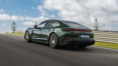 porsche panamera 2025 price in qatar
