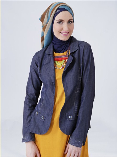 Model Blazer Wanita Muslimah Modern Terbaru