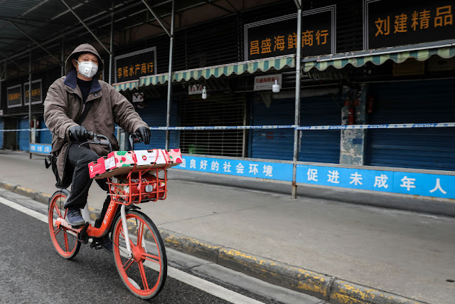 hipwee-wuhan-virus-man-bike