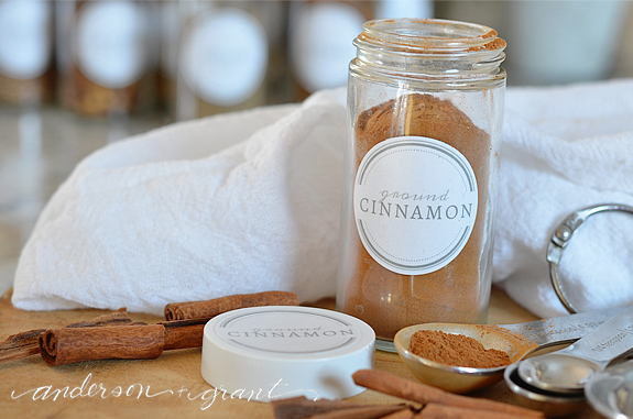 Free Printable Spice Jar Labels | www.andersonandgrant.com