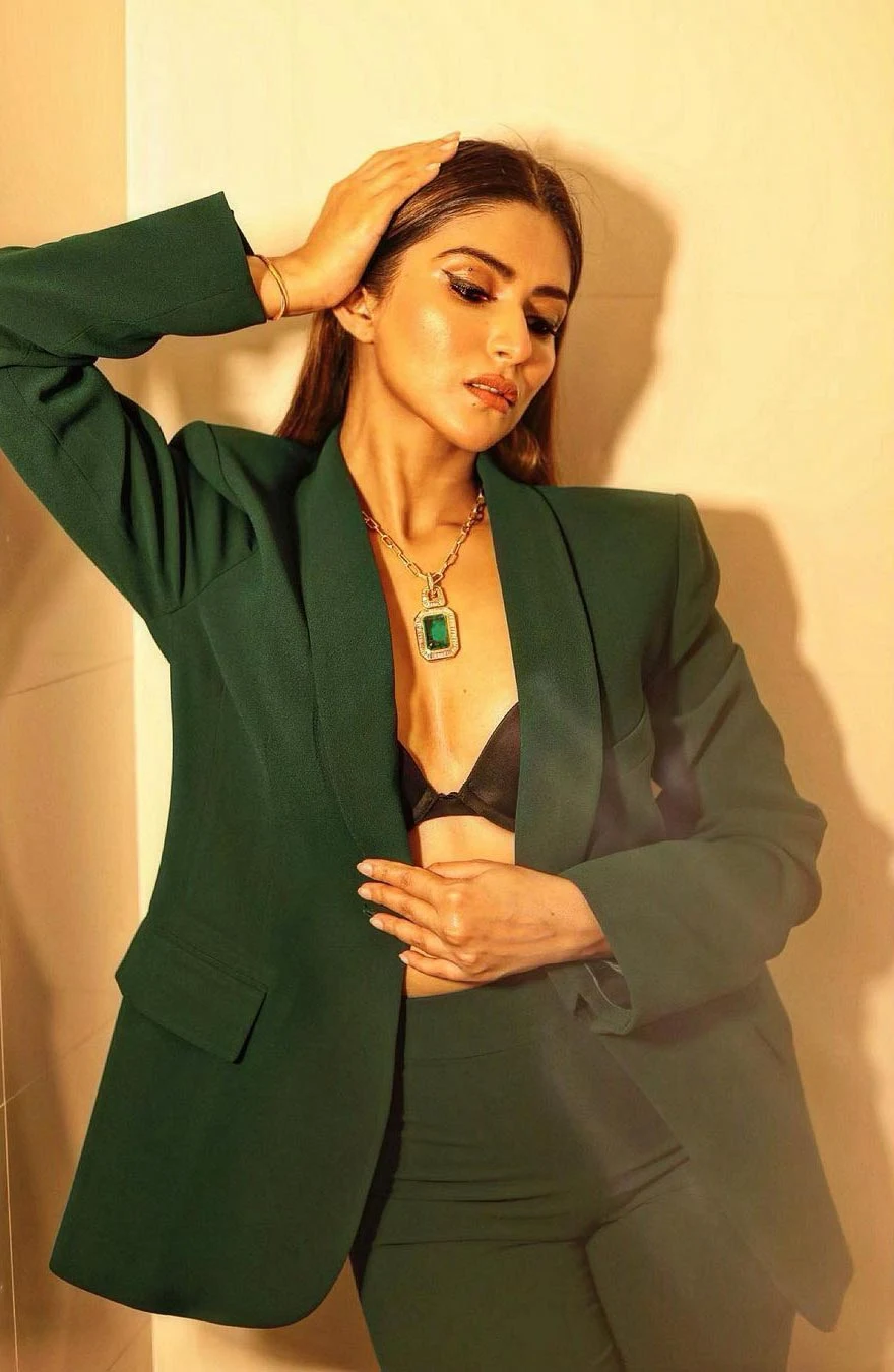 pranutan bahl cleavage bra green suit stylish actress