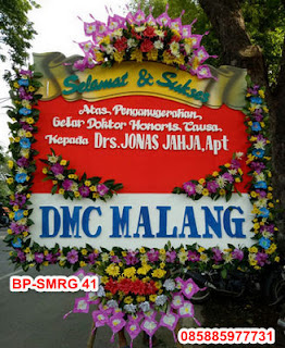 toko bunga di klaten menjual karangan bunga papan ucapan duka cita atau belasungkawa, pernikahan atau wedding, selamat dan sukses atau congratulation, bunga meja, standing flowers, handbouqet di klaten