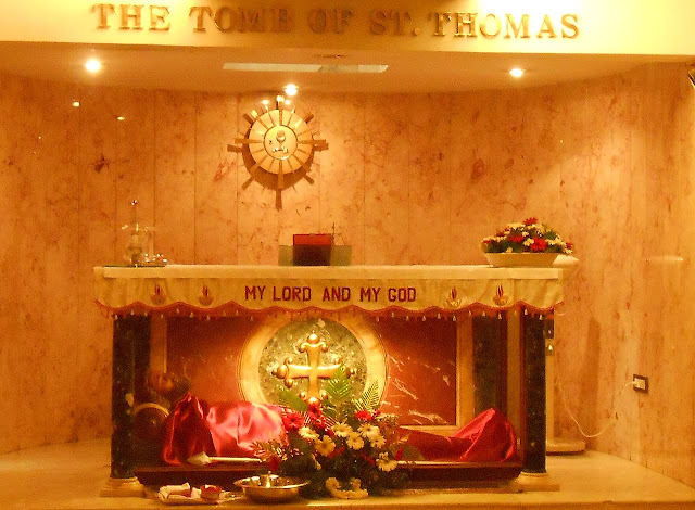 St. Thomas's tomb at Santhome Church, Chennai