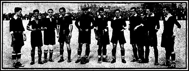 📸SELECCIÓN DE ESPAÑA (EQUIPO DE LOS PROBABLES) 📆12 diciembre 1922 ➡️Piera, Montesinos, Posada, Peña, Zamora, Samitier, Carrasco, Travieso, Acedo, Carmelo y Meana. SELECCIÓN DE ESPAÑA PROBABLES 1 🆚 SELECCIÓN DE ESPAÑA POSIBLES 2 Martes 12/12/1922. Partido de entrenamiento con público. Madrid. GOLES: ⚽1-0: Piera. ⚽1-1: Monjardín. ⚽1-2: Caballero, de penalti.