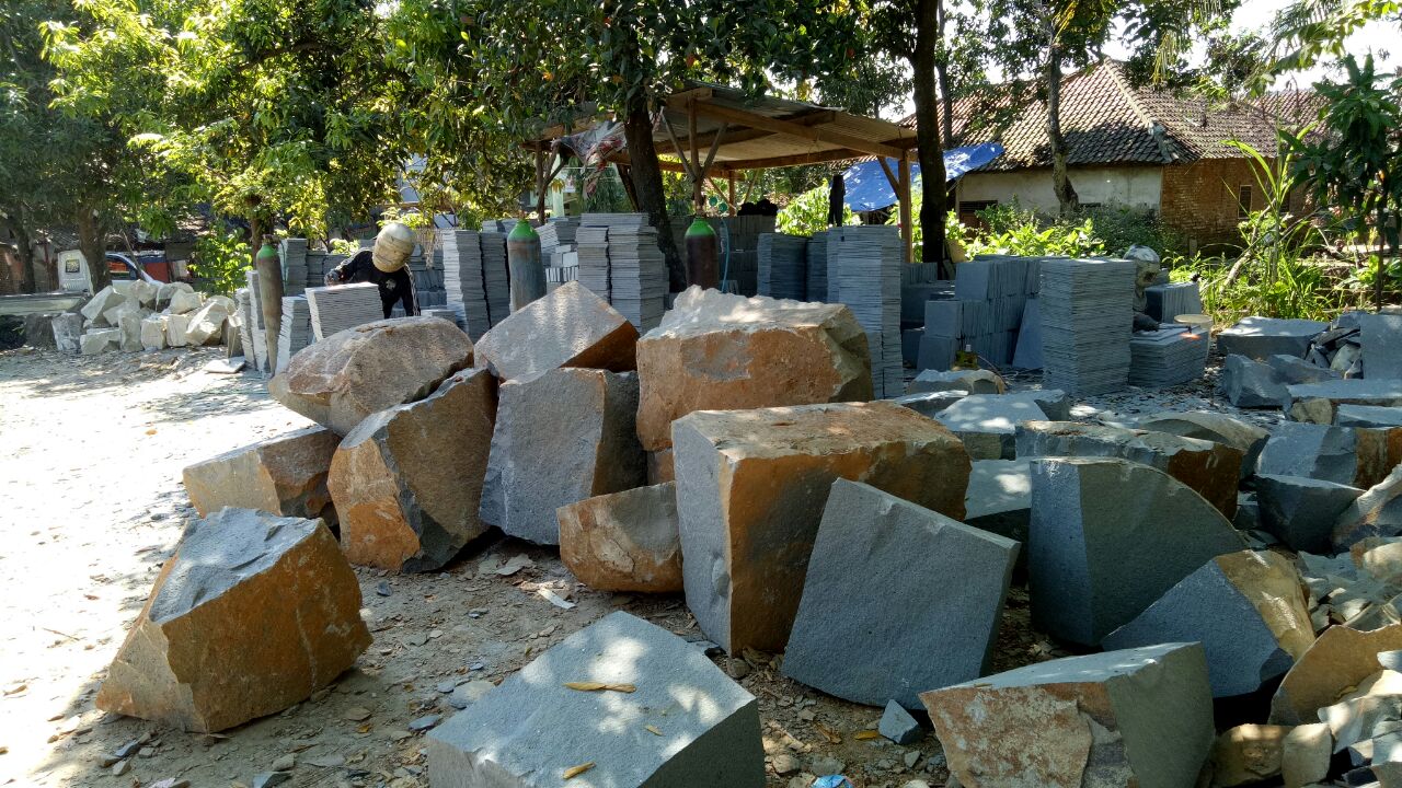 Jenis jenis Batuan dan Penjelasannya Batu Alam Cirebon 