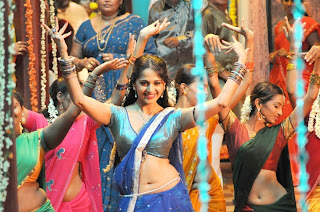 Anushka in Movie Vedam Hot Stills 08