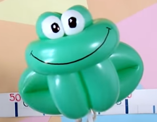 Kleiner Frosch als Ballonmodellage.