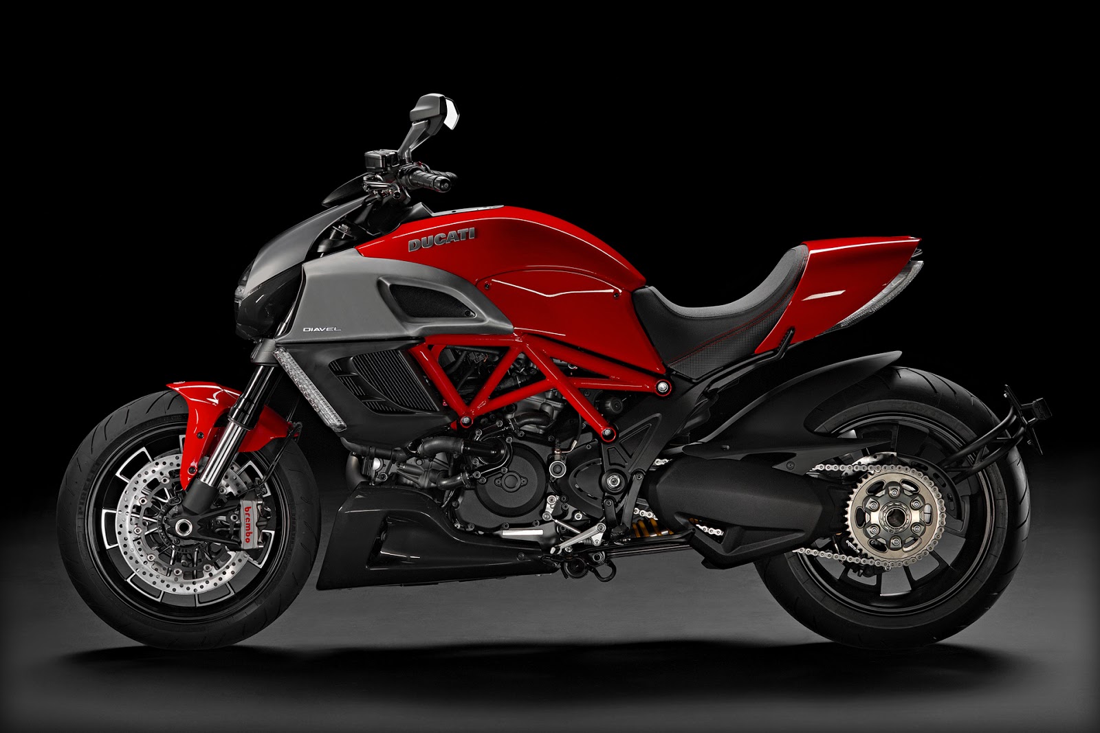 Motor Ducati Diavel