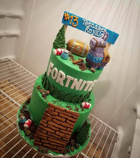 tarta o pastel para fiesta de Fortnite 12
