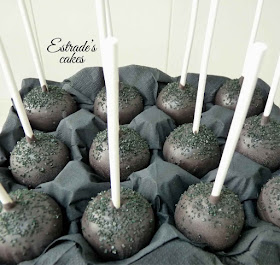 cake pops negras para Halloween 3