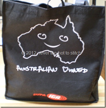 2012 intarsia blanket carry bag