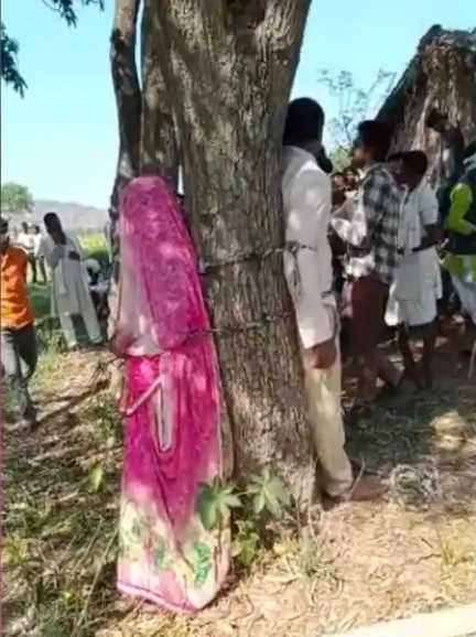MP News:पत्नी को प्रेमी के साथ देख गुस्साया पति,दोनो को पेड़ में बांधकर की जमकर पिटाई,वीडियो वायरल
