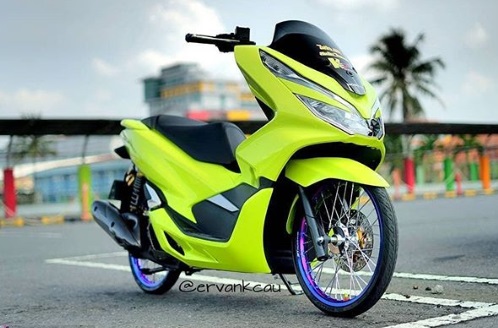 Gambar Modifikasi Honda PCX Indonesia Custom Stiker 