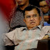 JUSUF KALLA : SAAT MEMBAHAS AKADEMIS GURU-GURU HANYA DIAM, KETIKA MEMBAHAS KESEJAHTERAAN SANGAT ANTUSIAS,JK TERCENGANG.