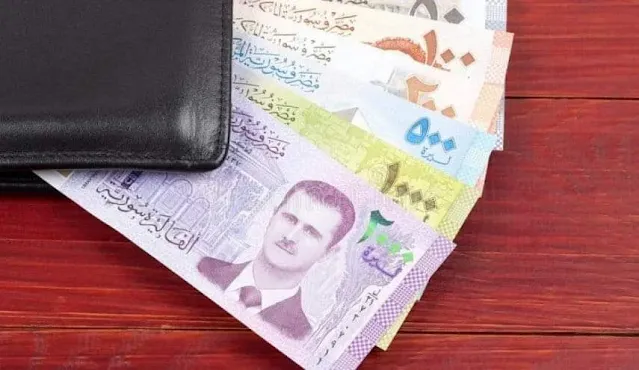 سعر صرف الليرة السورية أمام العملات الأجنبية والذهب الجمعة يناير 15/1/2021