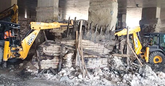 Early Byzantine breakwater in Istanbul bulldozed