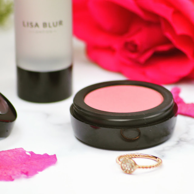 Lisa Blur London Makeup Review - Blusher, Primer and Eyeshadow