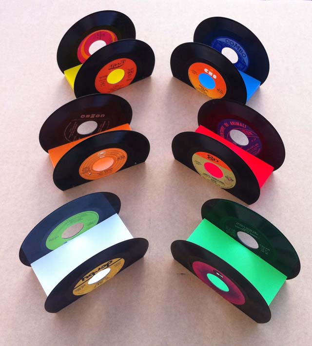 Upcycling: discos de vinil viram porta-documentos