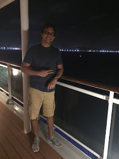 Vista do cruzeiro Msc Magnifica saindo de Fortaleza