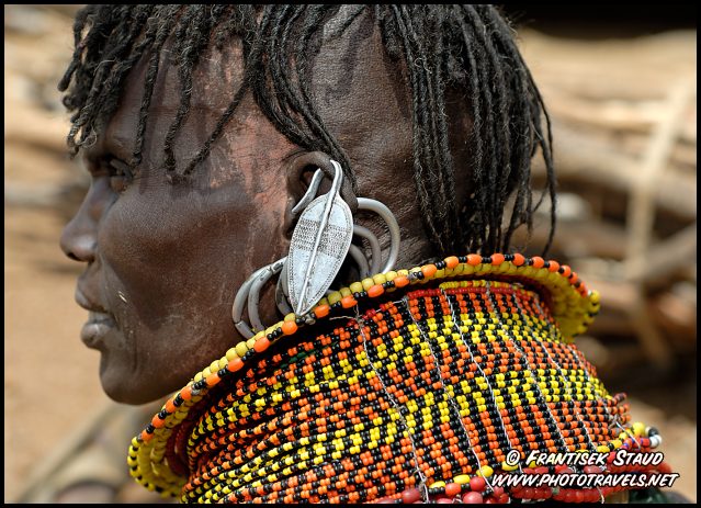 Labels: Tribal Hair Style