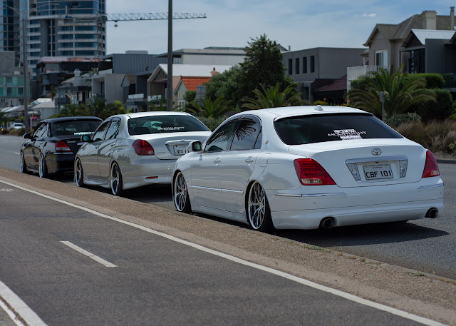 Toyota UZS186 Majesta Toyota JZX110 Verossa Nissan Y33 Gloria