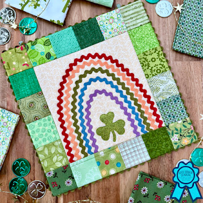 Lucky Charm Mini Quilt ©Copyright 2025 Belinda Karls-Nace/Blue Ribbon Designs, LLC http://www.blueribbondesigns.blogspot.com