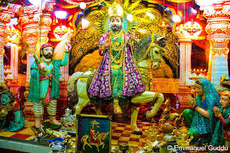 Who was the largest Hindu temple?
