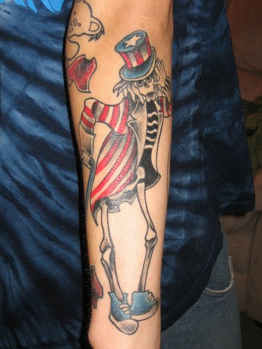 anatomy tattoo. OUCH! creepy anatomy tattoo 2