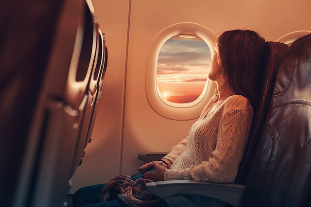 Bao lâu thì bạn có thể đi máy bay sau khi nâng ngực?