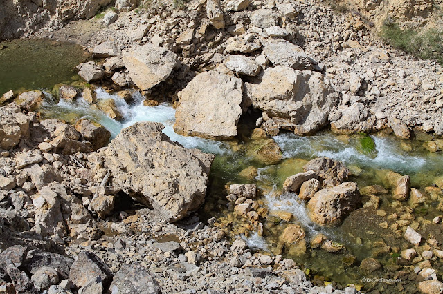 Gallatin River canyon Montana geology river rafting rocks Yellowstone National Park copyright RocDocTravel.com