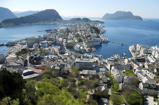 Ålesundet, Ålesund, Noorwegen, klippfisk, klipvis, bacalao, fjorden, jugendstil Ålesund, art-nouveau noorwegen,