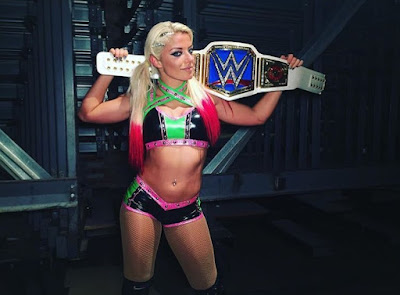 Alexa Bliss Becky Lynch WWE SmackDown Live Women's Champion