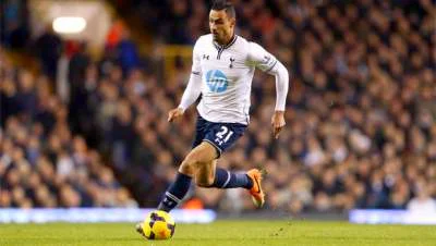 Nacer Chadli to stay at Spurs