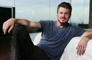 comfortable eric dane at home (?)/with beard+mustache