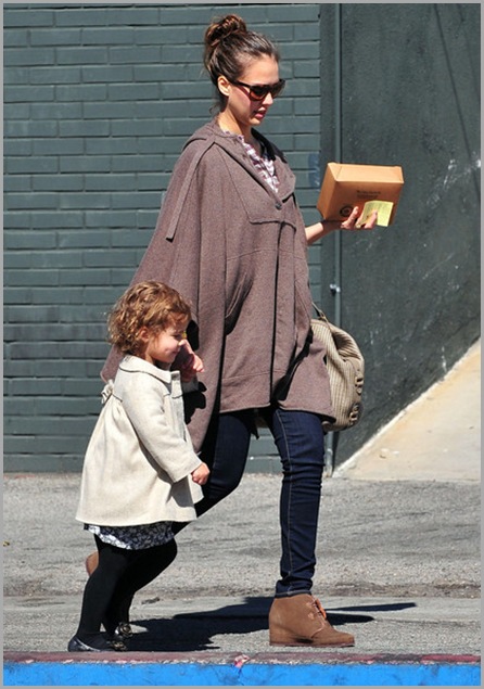 Jessica Alba Pregnant Jessica Alba Daughter qsUwhNX09ktl