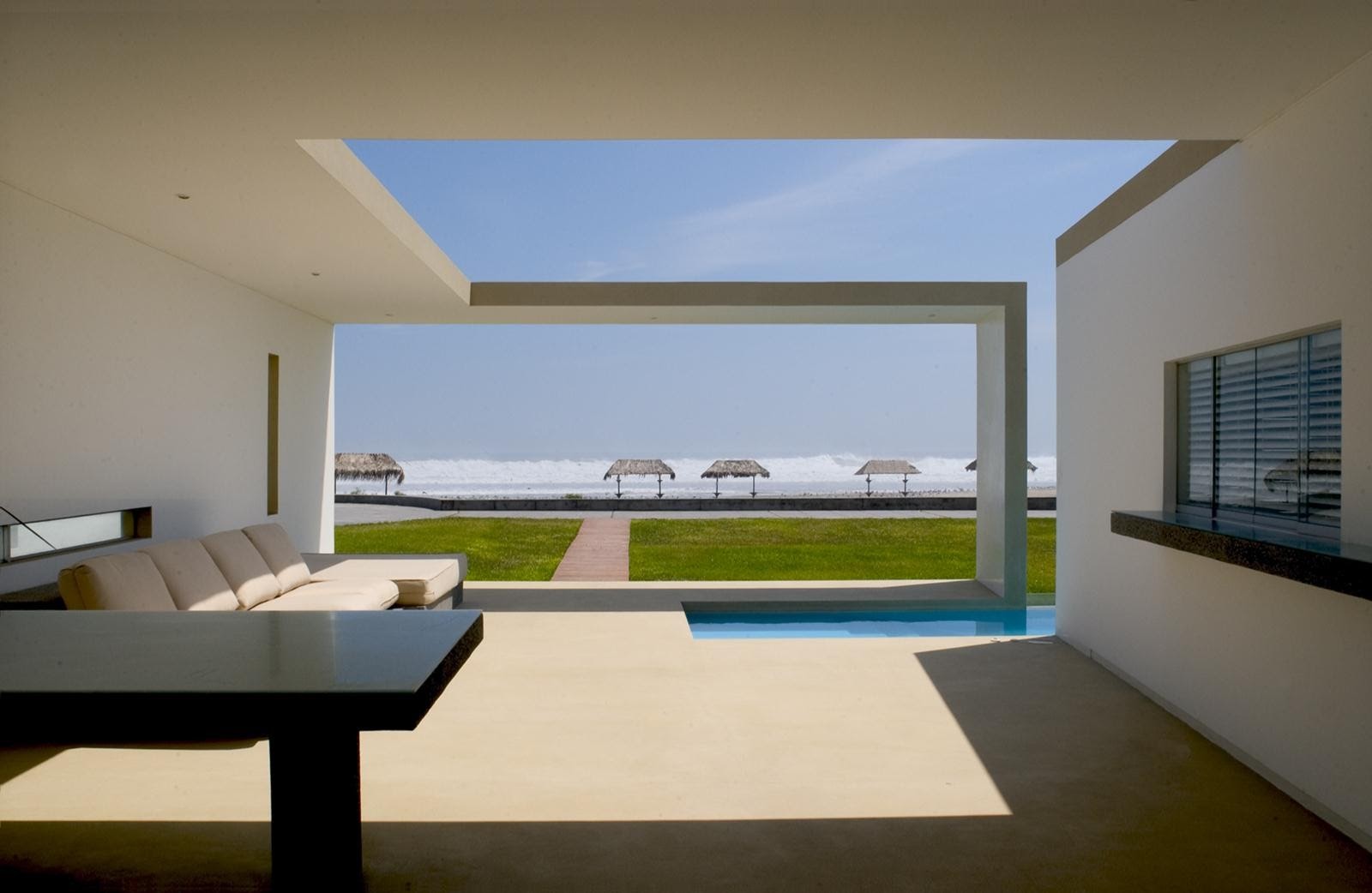 Casa en Playa Las Arenas - Artadi Arquitecto