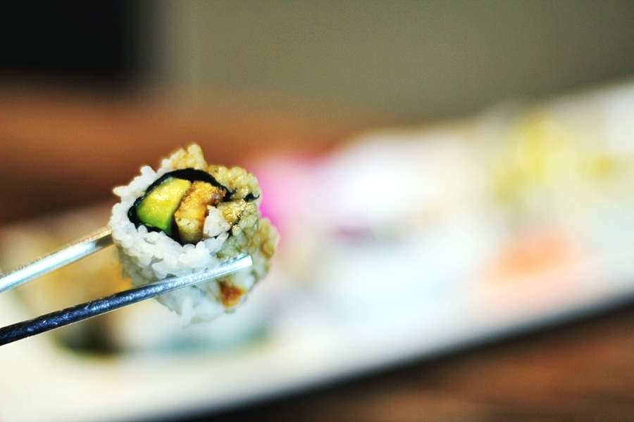 vegan sushi roll
