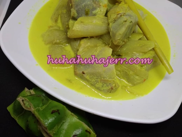 Sayur Keladi Masak Lemak Cili Api Yang Sedap Dan Sesuai Selera Kampung Blog Santai Santai Jerr