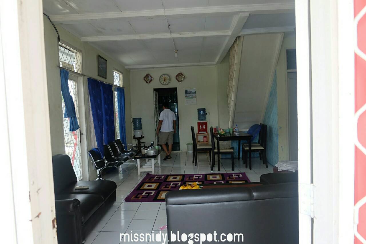 booking villa airbnb di puncak