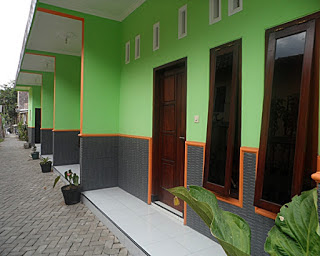 Juned Homestay Kamaran | Penginapan Batu Malang