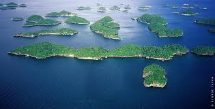 The Hundred Islands National Park of Philippines