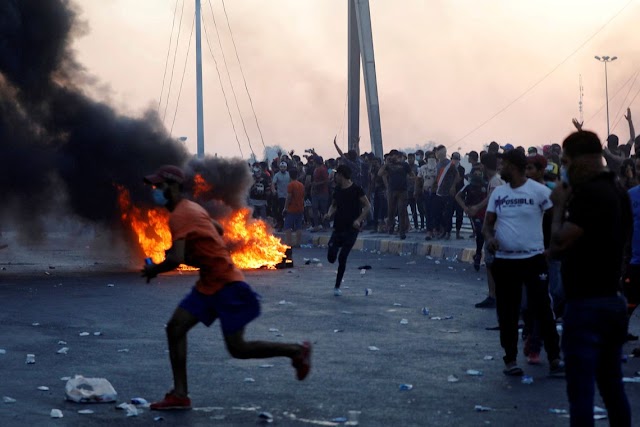 Protestos contra o governo deixam mais de 300 mortos no Iraque